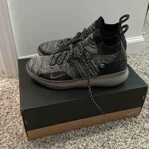 Nike Zoom KD 11 Basketball Shoes